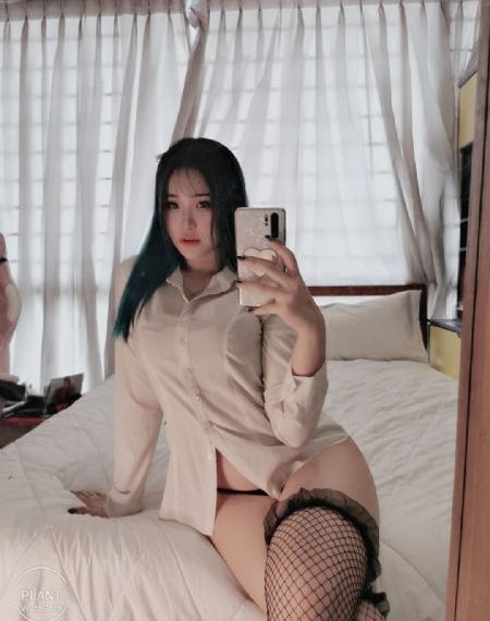 人妻在夫旁被按摩师侵犯_高清完整在线观看
