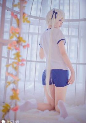 亚洲精品中出_DVDHD在线观看
