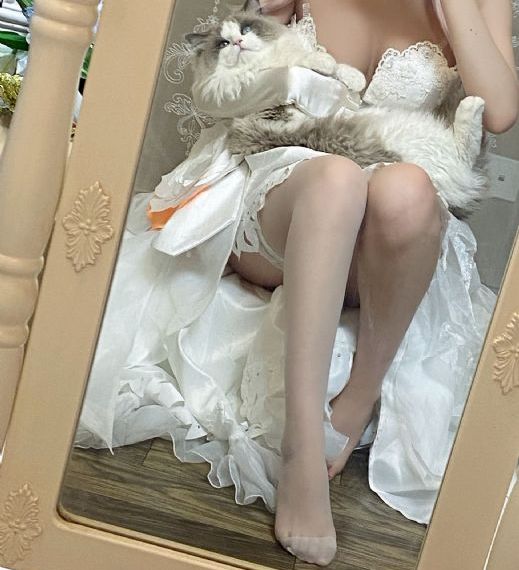 美女隐私打扑克网站_超清在线观看电视