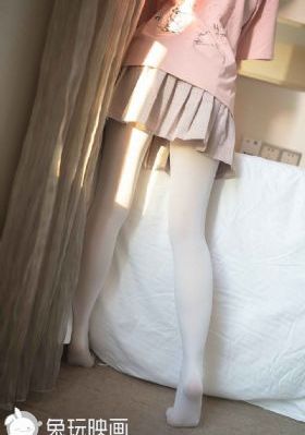 外网末成年女AV片一区二区_超清电影完整版在线观看
