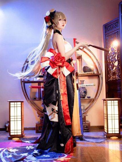 推女郎李丽莎大尺度喷血_720免费在线观看