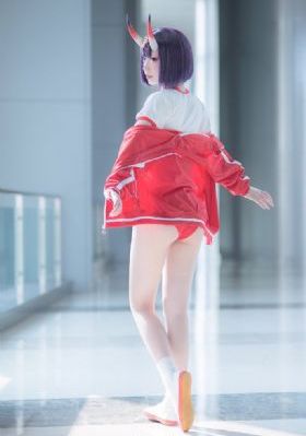 亚洲淫乱XXXX_日本电影在线