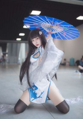 美女扒开腿让人桶爽_高清高清完整版播放