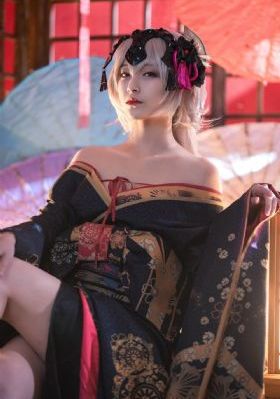 97国精产品自偷自偷综合_迅雷极速版下载